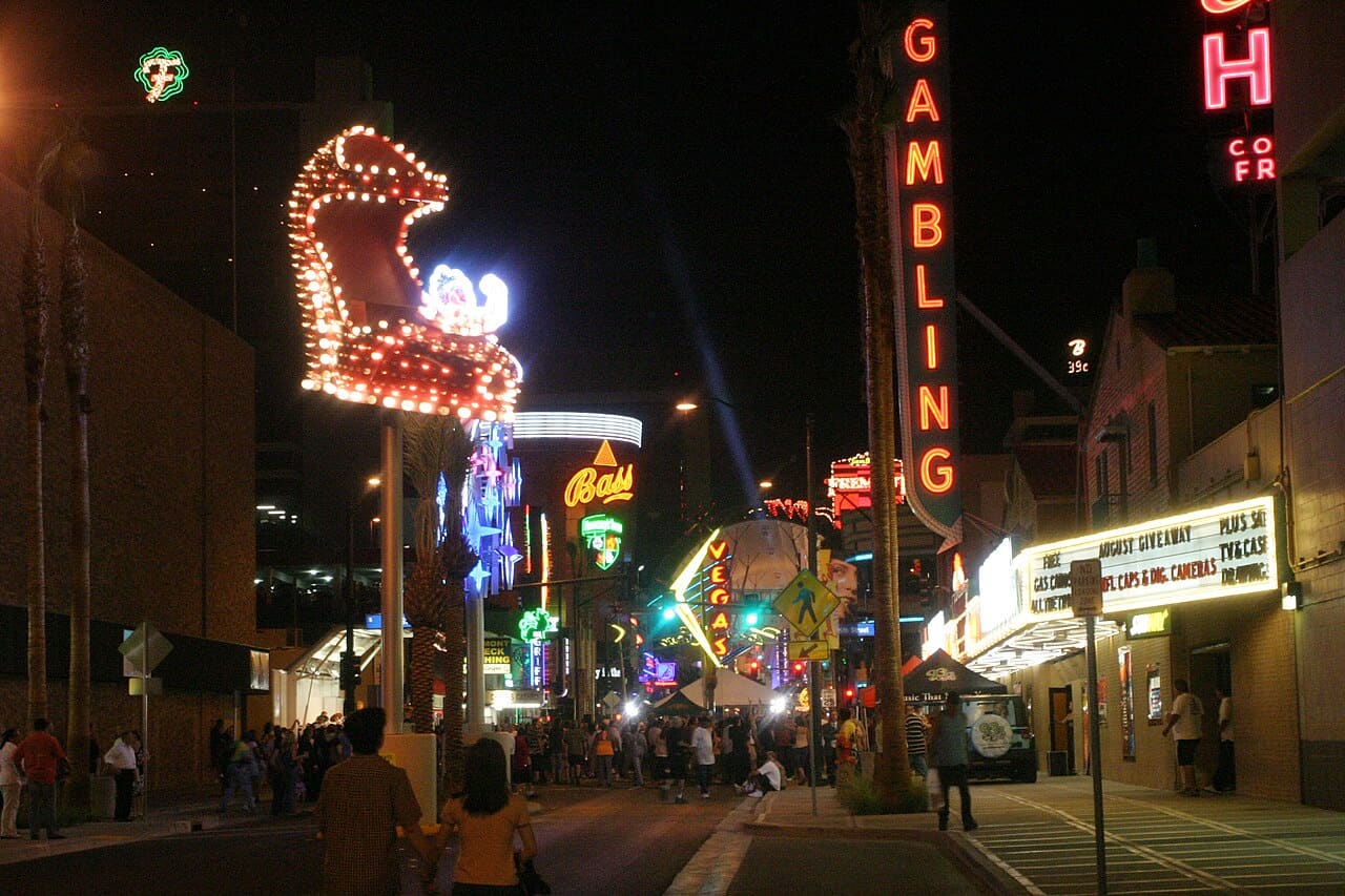City of Las Vegas, Las Vegas Boulevard 7717640 wallpaper in near-black and near-black tones, Full HD, 4:3 format for desktop
