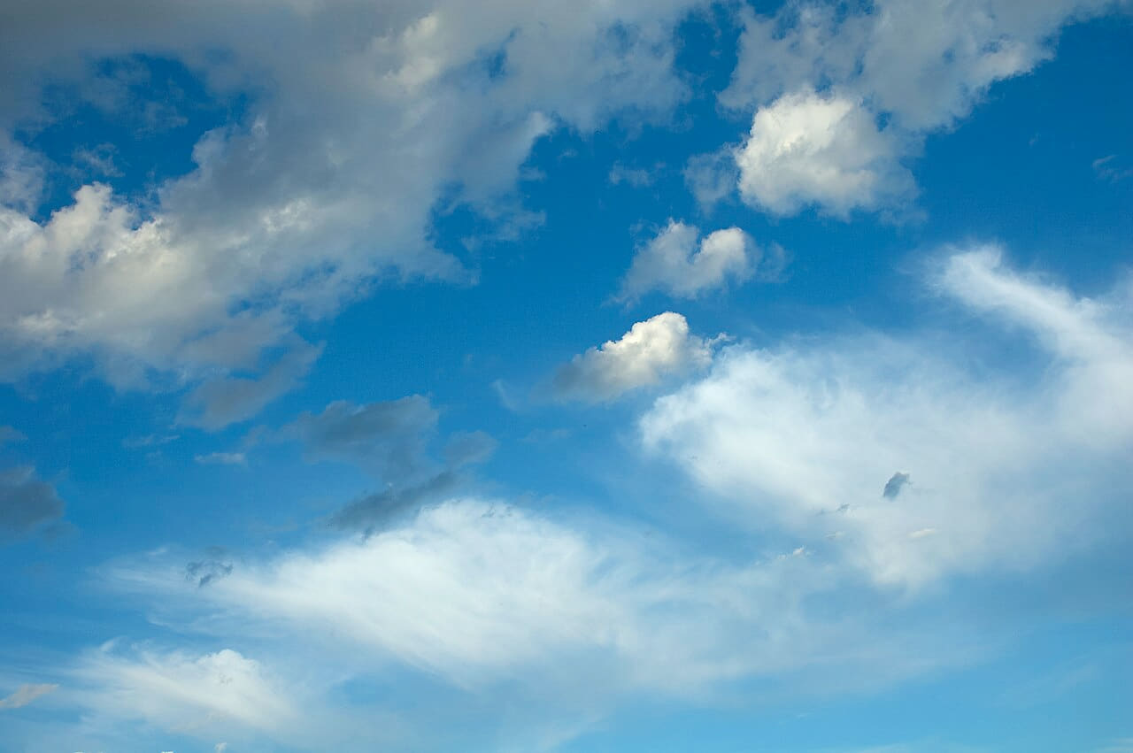 Clouds and blue sky in Russia. IMG 115 wallpaper in slate and sky blue tones, Full HD, 4:3 format for phone