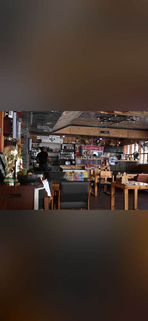 DFC 3014 Cozy eclectic café interior with wooden… wallpaper in near-black and charcoal tones, Full HD, 4:3 format for phone