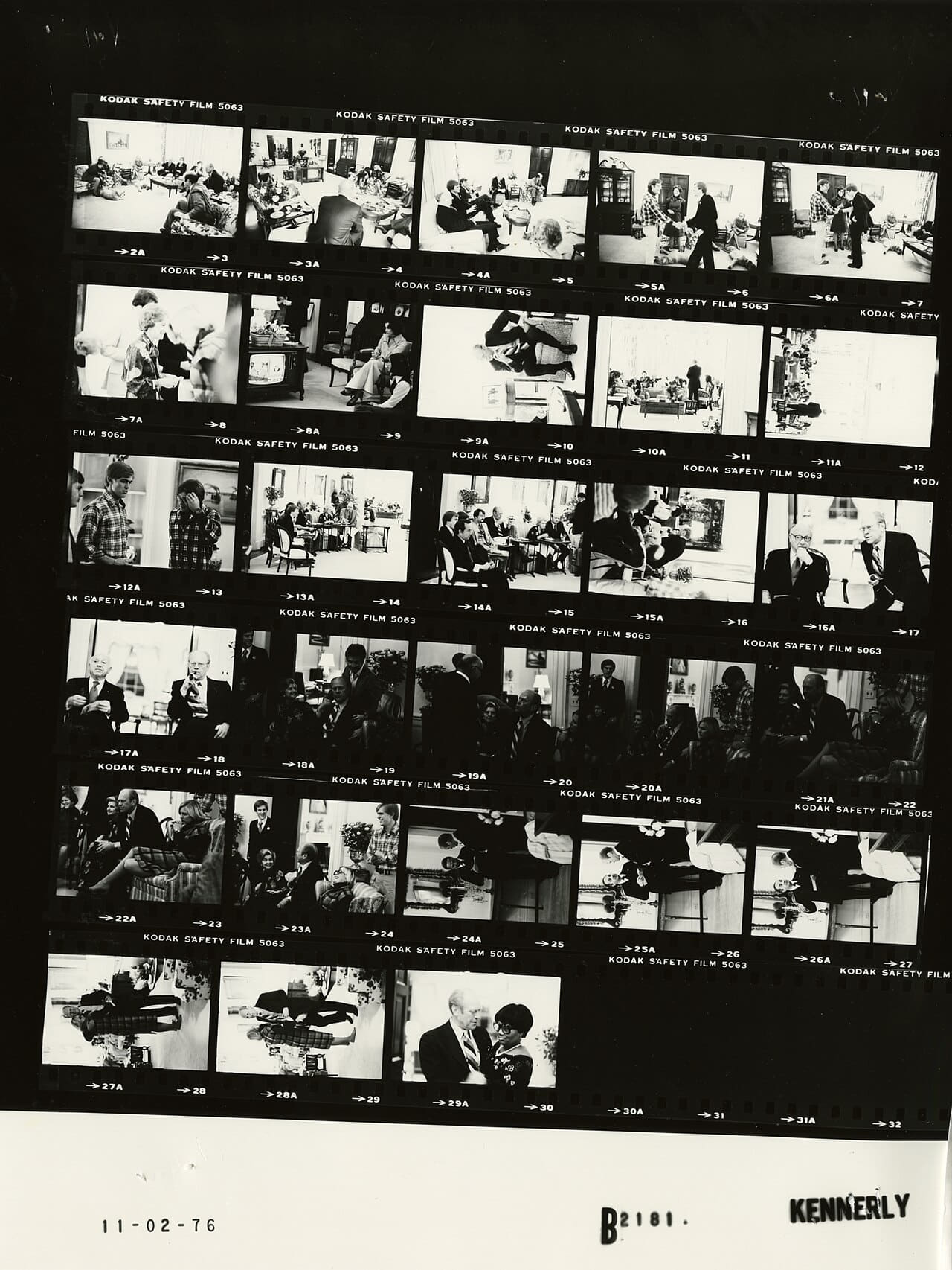 Ford B2181 NLGRF photo contact sheet wallpaper in near-black and near-black tones, Full HD, 3:4 format for phone