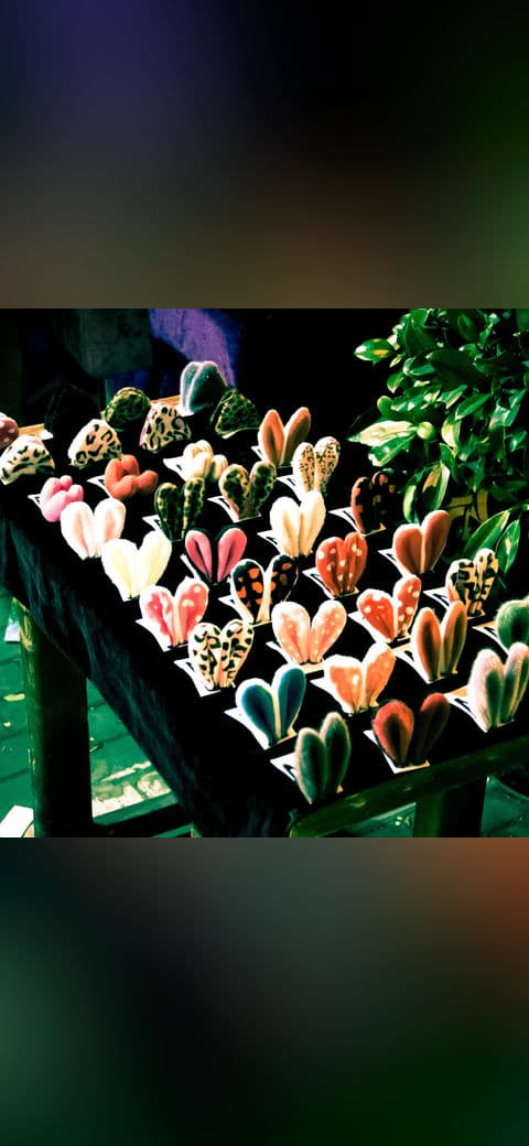 可爱 Kawaii Кавай wallpaper in near-black and near-black tones, Full HD, 1:1 format for phone