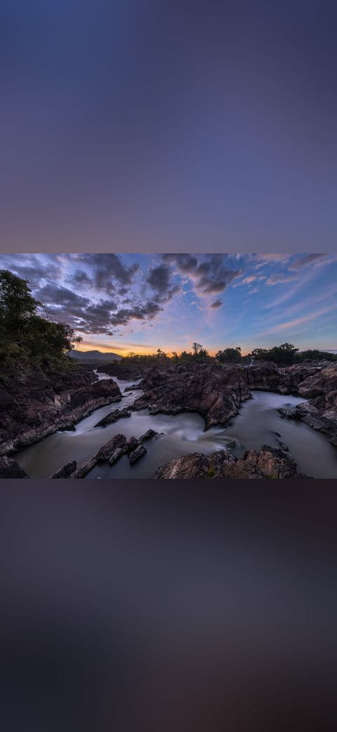 Li Phi falls at dusk with colorful sky and clouds… wallpaper in near-black and charcoal tones, Full HD, 4:3 format for phone