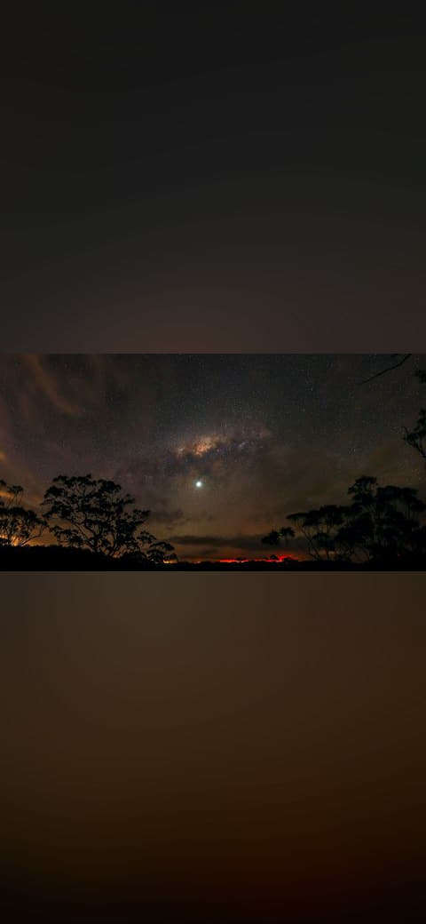 Milky Way panorama and Venus - New South Wales 2013 wallpaper in near-black and charcoal tones, Full HD, 16:9 format for phone