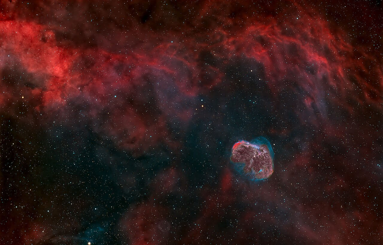 NGC6888-et Bulle de savon-13-08-2024-Hamois-Luc-Viat… wallpaper in near-black and charcoal tones, Full HD, 16:9 format for desktop