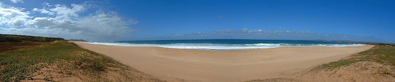 Papohaku Beach and Dune 180 Panorama Molokai Hawaii… wallpaper in slate and steel blue tones, Full HD, 21:9 format for phone