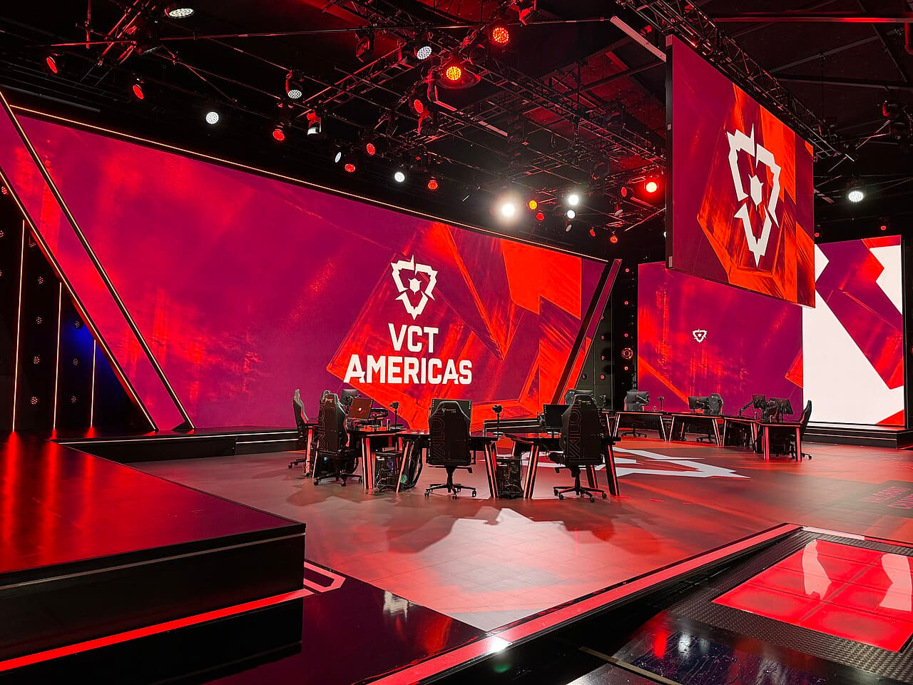 Riot Games Arena VCT Americas February 2024 wallpaper in near-black and near-black tones, Full HD, 4:3 format for phone