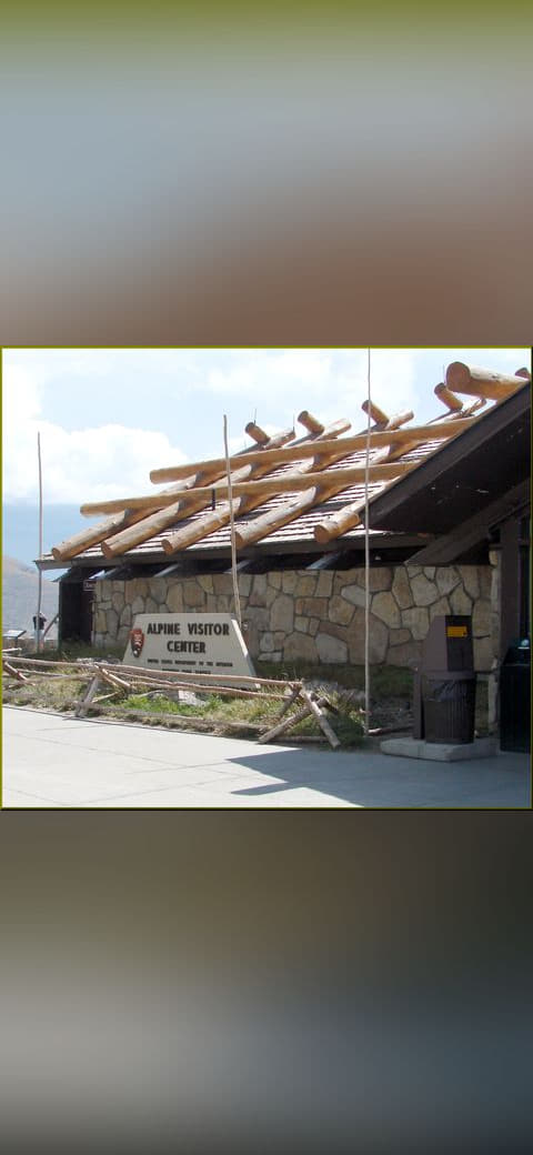 Rocky Mount N.P., Alpine Visitor Center wallpaper in near-black and cream tones, Full HD, 1:1 format for desktop