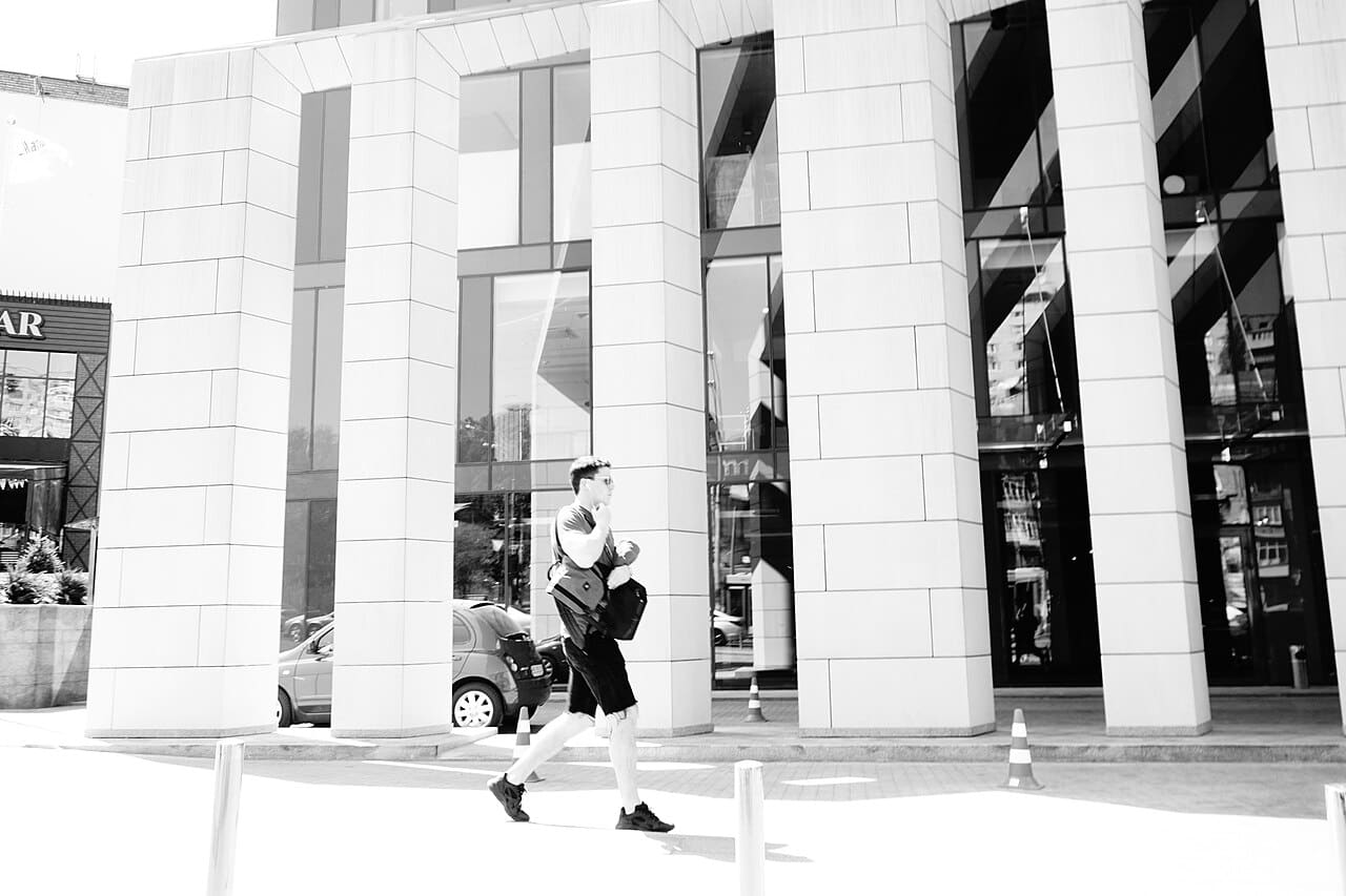 Shiny Black and White, Kiev, Ukraine 2 wallpaper in cream and lavender tones, Full HD, 4:3 format for phone