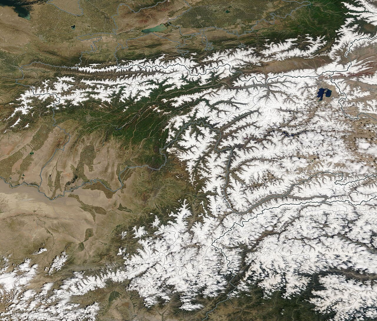 Snow in the mountains of Tajikistan wallpaper in olive and sand tones, Full HD, 4:3 format for desktop