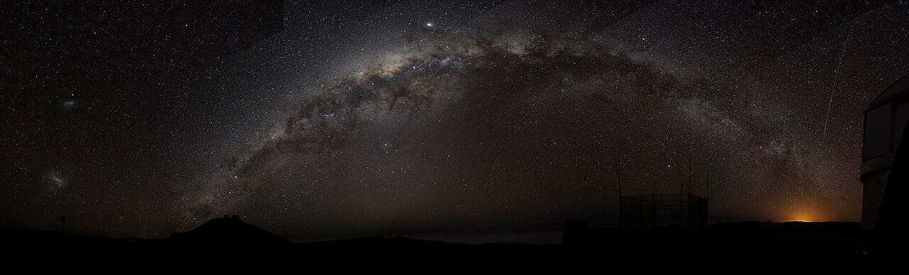 The Milky Way galaxy wallpaper in near-black and near-black tones, Full HD, 21:9 format for phone