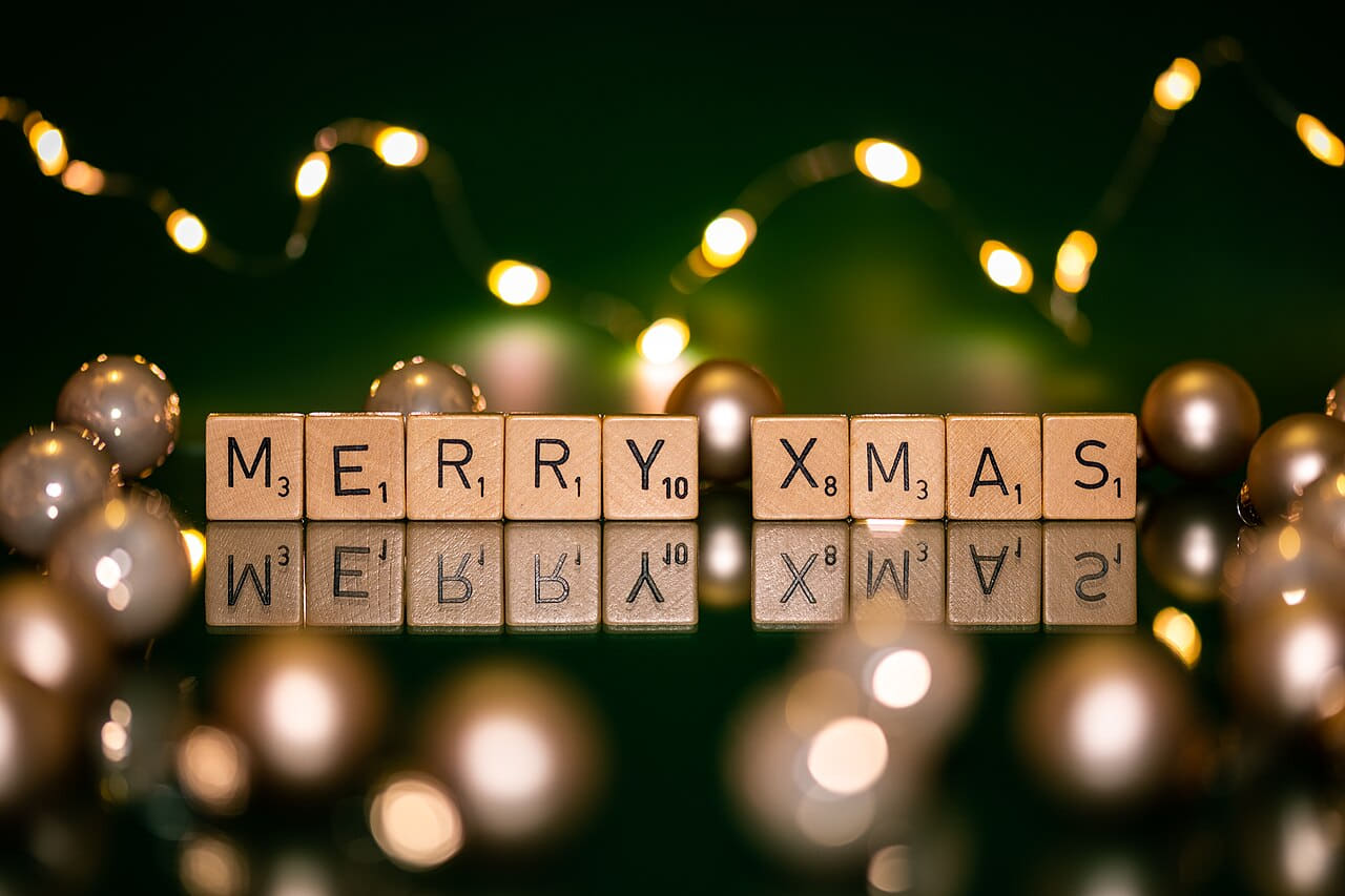 Weihnachten, Schriftzug "MERRY XMAS" wallpaper in near-black and near-black tones, Full HD, 4:3 format for phone