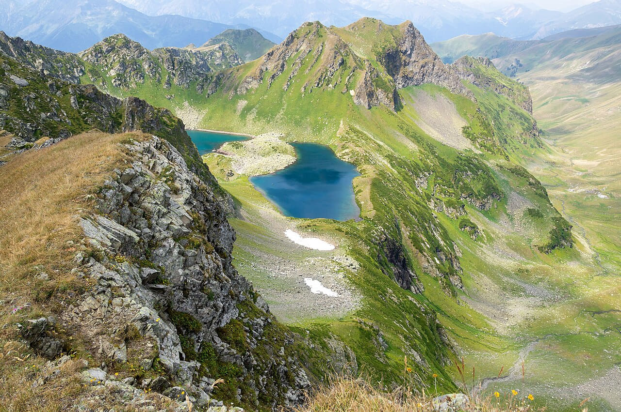 Zagedan Ridge, Zagedan Valley, Caucasus 2 wallpaper in sage green and sage green tones, Full HD, 4:3 format for desktop